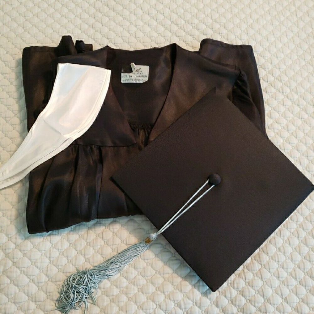 Masters Graduation Cap and Gown Laurel Jostens Size 58 Zip Up Black VTG 90s